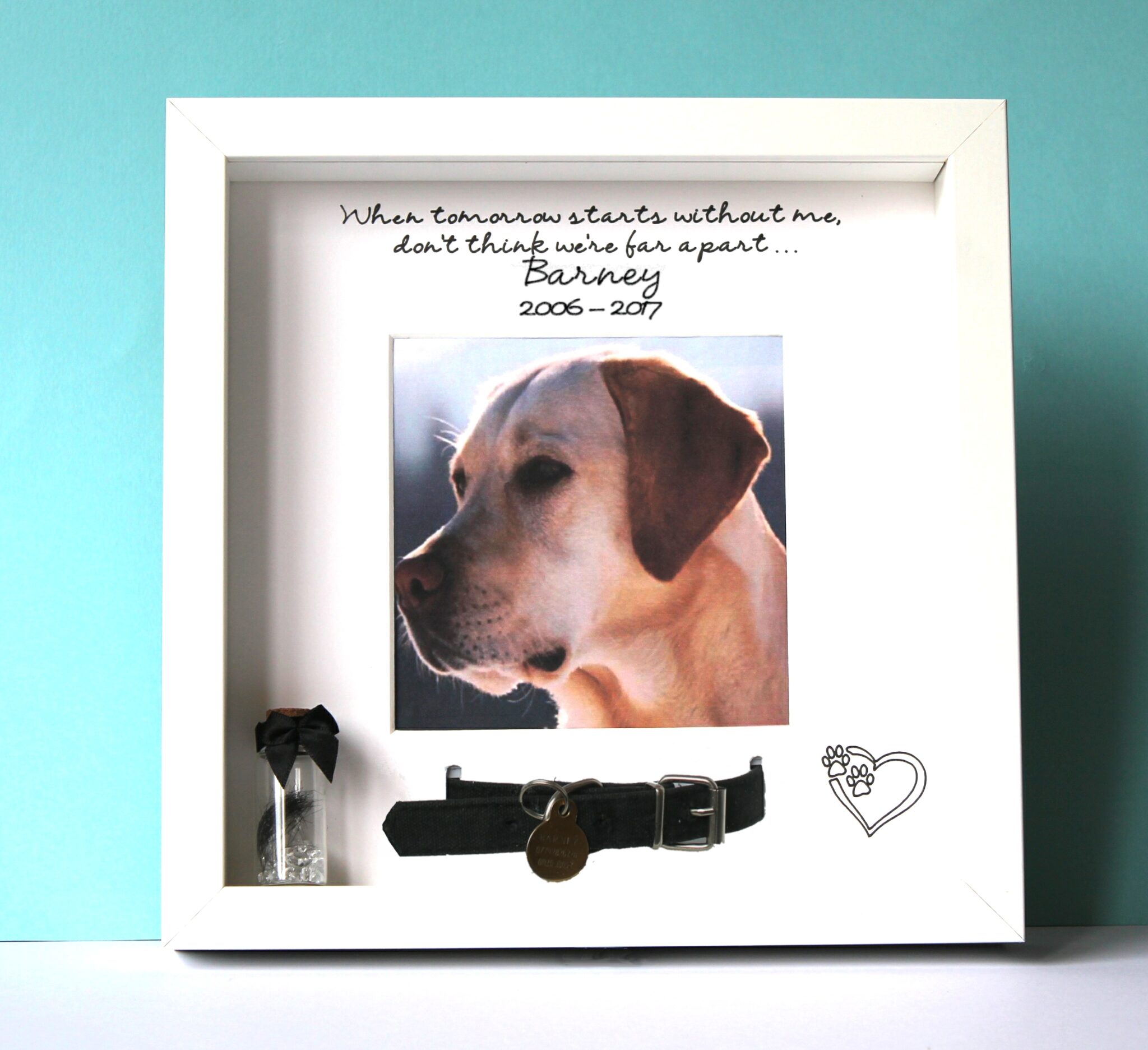 Personalised Pet Dog Collar Memorial Photo Frame with Keepsake Bottle